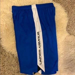 Men’s under armor blue and white shorts